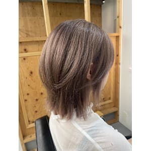 パールベージュ/ヘーゼルグレージュ