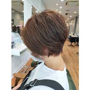 ママ友人気ショートボブスタイル