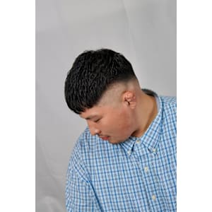 ツーブロックスキンフェード