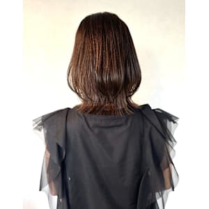 【くびれミディアムヘアー・髪質改善オレンジブラウンカラー】 - egerie【エジェリ】掲載中