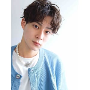 ニュアンスパーマ センターパート ツーブロック