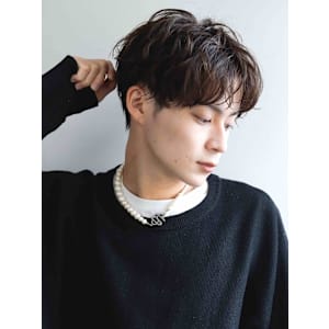 波巻きパーマ センターパート ツーブロック 束感 20代 - 全室完全個室Men's hair salon STELLA【メンズヘアーサロンステラ】掲載中