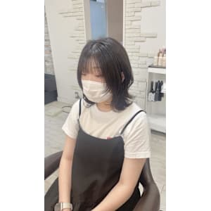 20代30代透明感カラー×ハッシュカットレイヤースタイル