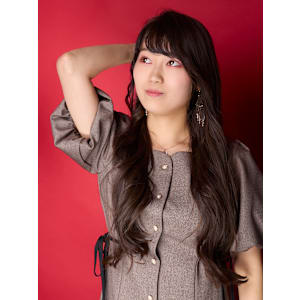 Greige Bright 秋の光が私らしさを大人可愛くする