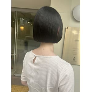 ミニボブ×ブルーブラック