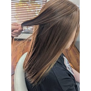 憧れのツヤ髪とさりげないインナーカラー - リリー美容室【リリービヨウシツ】掲載中