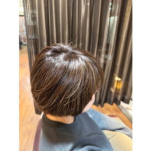 HAIR DESIGN + GOLDEN ROCK×スタイル