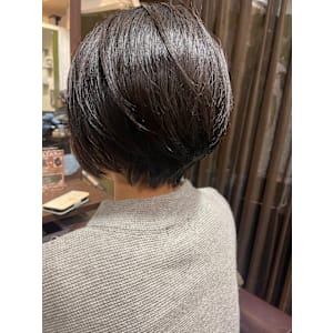 HAIR DESIGN + GOLDEN ROCK×スタイル