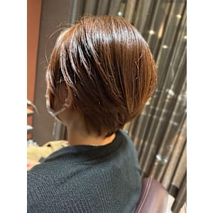 HAIR DESIGN + GOLDEN ROCK×スタイル