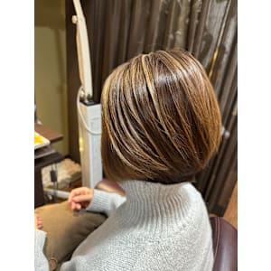 HAIR DESIGN + GOLDEN ROCK×スタイル