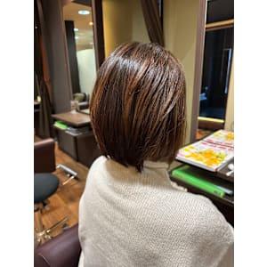 HAIR DESIGN + GOLDEN ROCK×スタイル