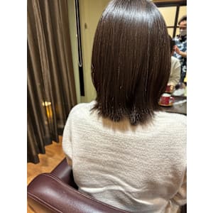 HAIR DESIGN + GOLDEN ROCK×スタイル