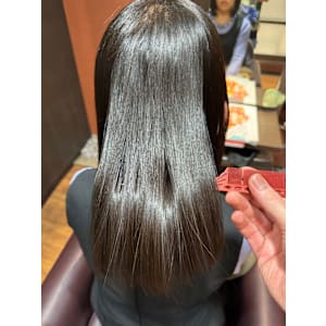 HAIR DESIGN + GOLDEN ROCK×スタイル