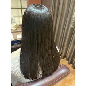 HAIR DESIGN + GOLDEN ROCK×スタイル