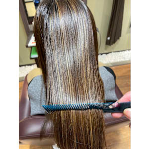 HAIR DESIGN + GOLDEN ROCK×スタイル