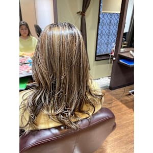 HAIR DESIGN + GOLDEN ROCK×スタイル