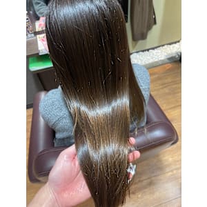 HAIR DESIGN + GOLDEN ROCK×スタイル