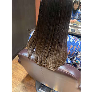 HAIR DESIGN + GOLDEN ROCK×スタイル