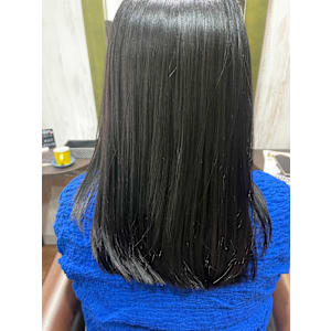 HAIR DESIGN + GOLDEN ROCK×スタイル