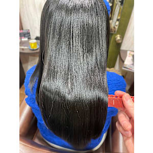 HAIR DESIGN + GOLDEN ROCK×スタイル