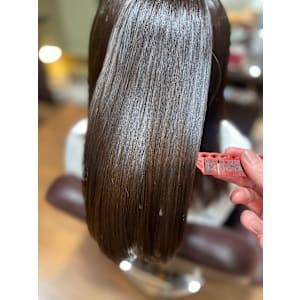 HAIR DESIGN + GOLDEN ROCK×スタイル