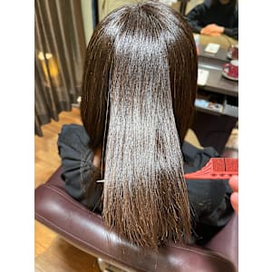 HAIR DESIGN + GOLDEN ROCK×スタイル