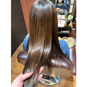 HAIR DESIGN + GOLDEN ROCK×スタイル