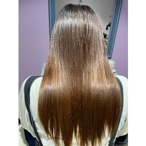 髪質改善サロン L'oiseau Bleu 箱崎店×スタイル