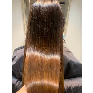 髪質改善サロン L'oiseau Bleu 箱崎店×スタイル