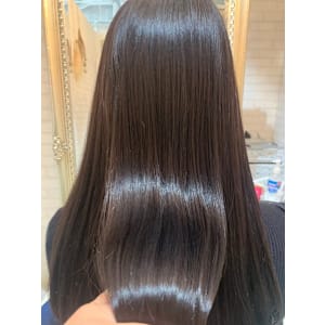 髪質改善サロン L'oiseau Bleu 箱崎店×スタイル