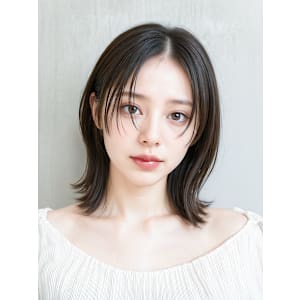 肩つきミディアム　抜け感　外国人風　担当吉田