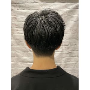 緩めツイストアップバングショート - グレイスフルバーバー プラチナム【グレイスフルバーバー プラチナム】掲載中