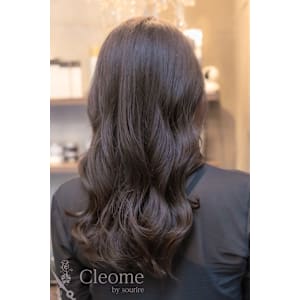 20代~50代に選ばれるサロン/暗めカラー/デザインカラー