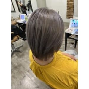 白髪ぼかしカラー/ハイトーン/ブリーチ/ケアカラー/池袋東口 - prize Iris 池袋【プライズ アイリス】池袋駅東口店【プライズアイリス イケブクロ イケブクロヒガシグチテン】掲載中