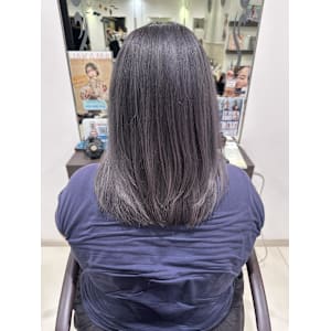 グレージュカラー