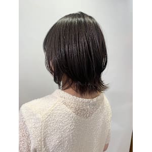 〈新垣拓未〉ウルフミディ/顔まわりレイヤー/透明感カラー