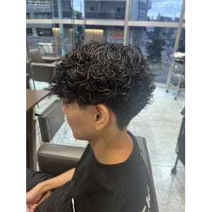 メンズランダムパーマ - Prism【プリズム】掲載中