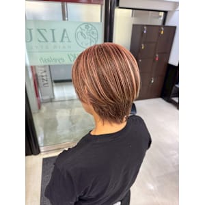 白髪ぼかしハイライト - AIZU本厚木 白髪ぼかし ハイライト バレイヤージュ 髪質改善【アイズホンアツギ シラガボカシ ハイライト バレイヤージュ カミシツカイゼン】掲載中