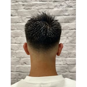 スキンフェードアップバングショート - グレイスフルバーバー プラチナム【グレイスフルバーバー プラチナム】掲載中