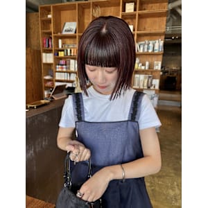 ワイドバング × コンパクトボブ