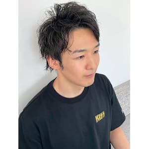 ツイスパ ツーブロック アップバング 黒髪 メンズパーマ