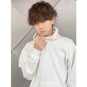 好印象メンズパーマ波巻きツイスパセンターパートナチュラル