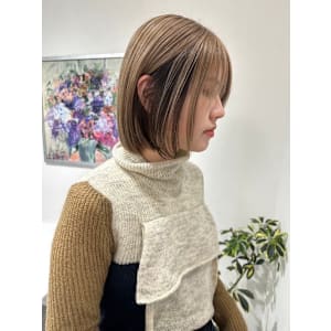 カットラインが可愛いミニボブスタイル - CIERA. 南船場【シエラミナミセンバ】掲載中