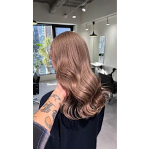 柔らかマロンベージュ　心斎橋/本町/レイヤーカット - CIERA. 南船場【シエラミナミセンバ】掲載中