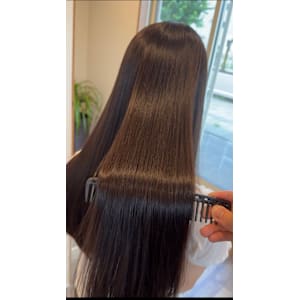 髪質改善ストレート