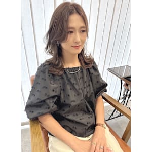 くびれセミロング×ハイレイヤー×オリーブグレージュ