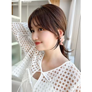 結んでもかわいいくびれセミロング × ミルクティーベージュ