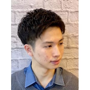 ビジネスショートパーマ - 銀座マツナガ 新宿野村ビル店【ギンザマツナガ シンジュクノムラビルテン】掲載中
