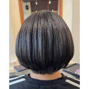 【強いクセ毛でも諦めないで！】自然で艷やかなストレートボブ - Arglarte【アルグラーテ】掲載中