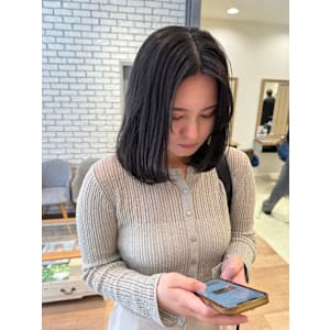 ダメージレスでナチュラルな地毛風カラー【三軒茶屋】